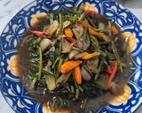 Foto langkah ke 4 dari resep Tumis kangkung.