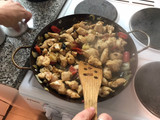 Salteado de pollo dulce