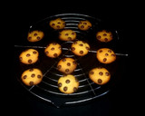 Foto del paso 7 de la receta: Galletas de mantequilla con pepitas de chocolate