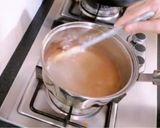 A picture of step 3 of Refreshing homemade peach juice😋.