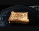 A picture of step 3 of Tandoori mayonnaise sandwich.
