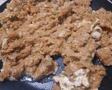 A picture of step 2 of Chicken qeema wala naan.