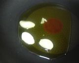 A picture of step 1 of Spaghetti Aglio, Olio e Peperoncino.