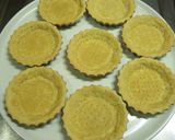 A picture of step 1 of Rich Egg Tarts.