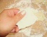A picture of step 6 of Snowman Shaped...White Chocolate Daifuku.