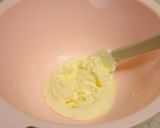 A picture of step 1 of Rich Custard and Cream Cheese Tart.