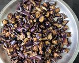 A picture of step 1 of Baingan ka aachar- Goanese Brinjal pickle.