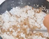 Foto langkah ke 3 dari resep Kerupuk Gendar Nasi Sisa.