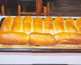 Foto langkah ke 8 dari resep Hotdog buns.