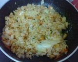 Foto langkah ke 5 dari resep Omurice (Omelet Nasi goreng).