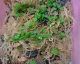 Foto langkah ke 6 dari resep Bihun jamur kuping.