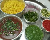 A picture of step 3 of Chatpata Bhel.