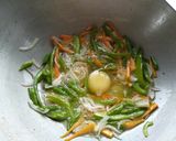 এগ চাউমিন(Egg Chow mein recipe in bengali) রেসিপির ধাপ 2 ছবি