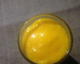 A picture of step 1 of Mango milk shake.