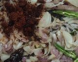A picture of step 3 of Chilli salan.