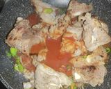 Foto del paso 3 de la receta: Costillas de cerdo con chícharo verde y acelga