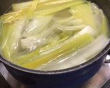 Une image de l'étape 4 de Feuilletés chèvre poireaux, salade de jeunes pousses.
