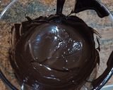 A picture of step 3 of Dates Chocolate fudge bars.