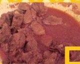 A picture of step 2 of Signature Memoni Akni.