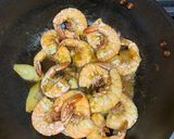A picture of step 5 of Shrimp Stir-Fry with Ginger, Leek Whites and Coconut Aminos and Maple Syrup. My own version of 油爆虾.