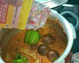 A picture of step 3 of Vangi shimla mirch masala bhaji.
