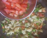 A picture of step 2 of Maggi vegetable soup.