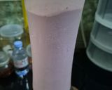 Foto langkah ke 2 dari resep Yogurt Susu Strawberry Merah Putih.