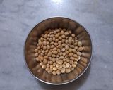 A picture of step 1 of Soybean Black Chickpeas Ghugni Chat.