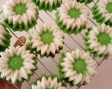 Foto langkah ke 6 dari resep Putu ayu pandan gula aren.