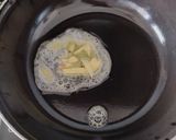 A picture of step 4 of Cheesy sweet corn chat.