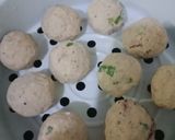Foto langkah ke 4 dari resep Cheese Balls with Enoki & Sardines Sauce.