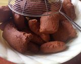 A picture of step 6 of Crunchy coconut Mandazi.