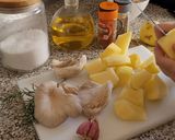 Foto del paso 2 de la receta: Patatas revolconas con salteado de setas de chopo