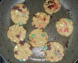 Foto del paso 4 de la receta: Galletas de avena y chips de colores