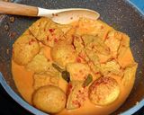 Foto langkah ke 4 dari resep Sayur Tahu Telur Santan.