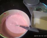 Foto langkah ke 2 dari resep Pink Ombre Cake.