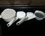 Foto del paso 1 de la receta: Queque de amapolas con zumo de limón