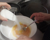Foto del paso 1 de la receta: Bizcocho de manzana y nueces