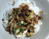 Foto langkah ke 7 dari resep 14. SOTO TAUTO PEKALONGAN (Ayam).