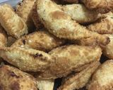A picture of step 3 of Gujiya.