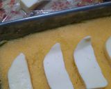 Foto del paso 2 de la receta: Budín de polenta rellena con quesos