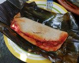 Foto del paso 8 de la receta: Tamales de puerco en hoja de plátano