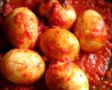 Foto langkah ke 3 dari resep Sambal Telur Bulat AkaTelur Balado.