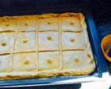 Foto del paso 9 de la receta: Empanada de puerros y gambas