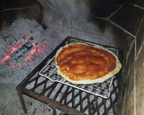 Foto del paso 4 de la receta: Pizza Completa en la parrilla de la Estufa 🍕🔥