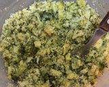 Foto del paso 2 de la receta: Tortillitas de brócoli