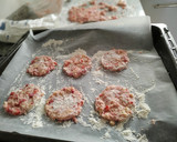 Foto del paso 4 de la receta: Galletas de fresa y chocolate blanco