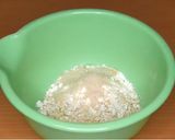 A picture of step 2 of Dairy-free Tropical oats cookies.