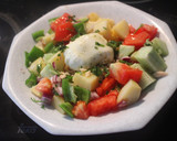 Foto del paso 8 de la receta: Ensalada de salmón con huevo poché