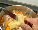 Foto del paso 8 de la receta: Guiso de calamar con alcachofas